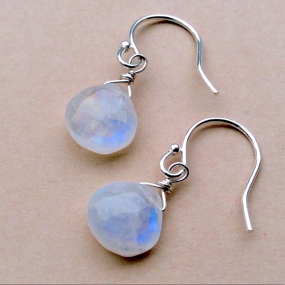 Sundance charm Earrings Moonstone